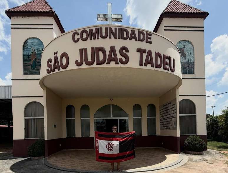 Torcedor do Flamengo, Rene vai à Lima de carro para final da Libertadores