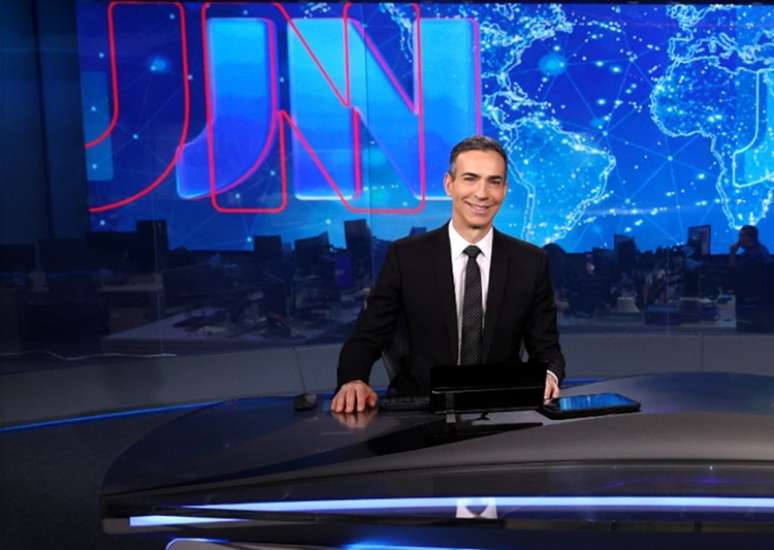 C&eacute;sar Tralli enfrentar&aacute; a prova de fogo de ancorar a cobertura eleitoral no lugar de Bonner