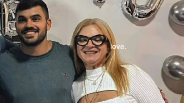 Mel Maya's cousin mourns the death of his aunt: 