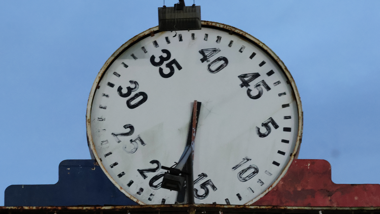 Com mais de seis d&eacute;cadas de hist&oacute;ria, o Est&aacute;dio Quite&ntilde;o de Santa Ana, em El Salvador, testemunhou a volta da camisa 13 &agrave; equipe local do FAS, que n&atilde;o era usada desde a d&eacute;cada passada