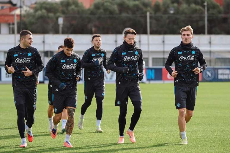 Napoli está na terceira colocação na tabela –