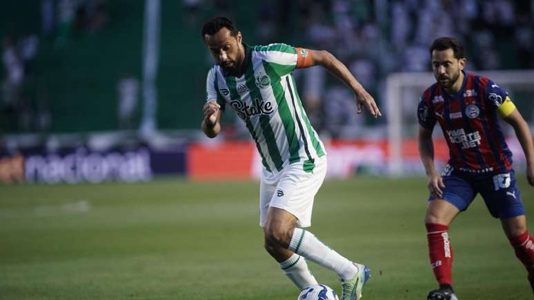 జువెంట్యూడ్ మరియు బహియా మధ్య గేమ్ త్రో