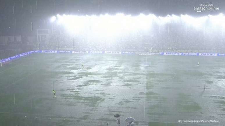 Storm floods in Sao Januario Park