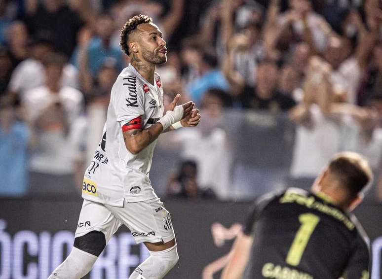 Neymar celebrates his first goal for Santos against Sport. 