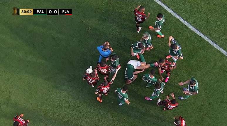 Cartão amarelo é o segundo do jogo