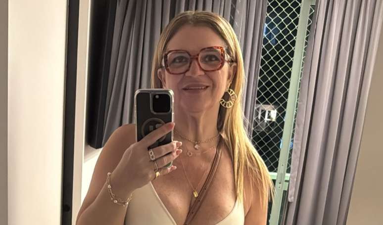 Who was Mel Maya's mother's boyfriend? Deborah Maya had a secret relationship with a soccer coach.