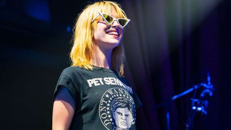 Hayley Williams says racists, sexists and transphobes are not okay
