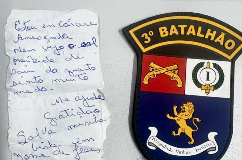 The police were called by a friend of the victim, who questioned the situation.