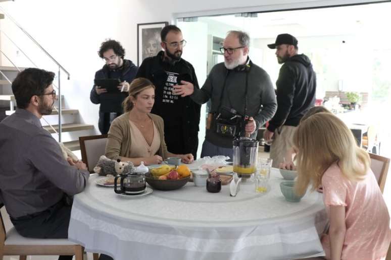 Belmonte on the set of 'Uma Família Feliz', a recent success in cinemas with Grazi Massafera and Reynaldo Gianecchini