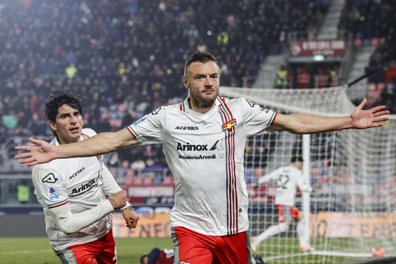 Vardy was responsible for two of Cremonese's three goals