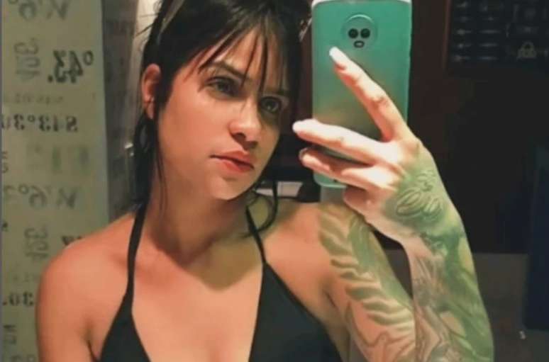 Jovem teve as duas pernas amputadas após ser atropelada e arrastada por ex