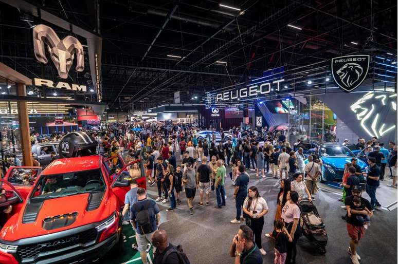 Salão do Automóvel 2025: domínio da Stellantis e das marcas asiáticas