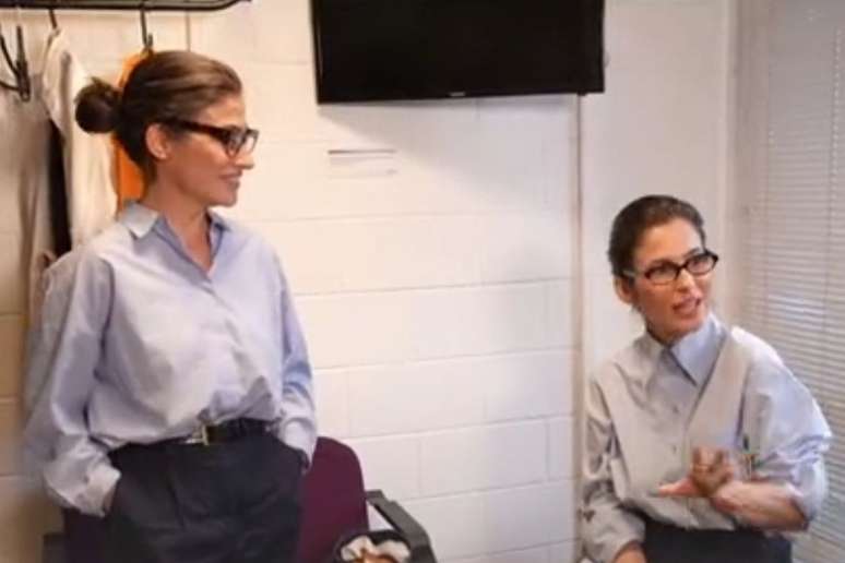 ரெனாட்டாவும் லான்சாவும் குளோபோவில் தோன்றும்போது பொதுமக்களைக் கிளறுகிறார்கள்