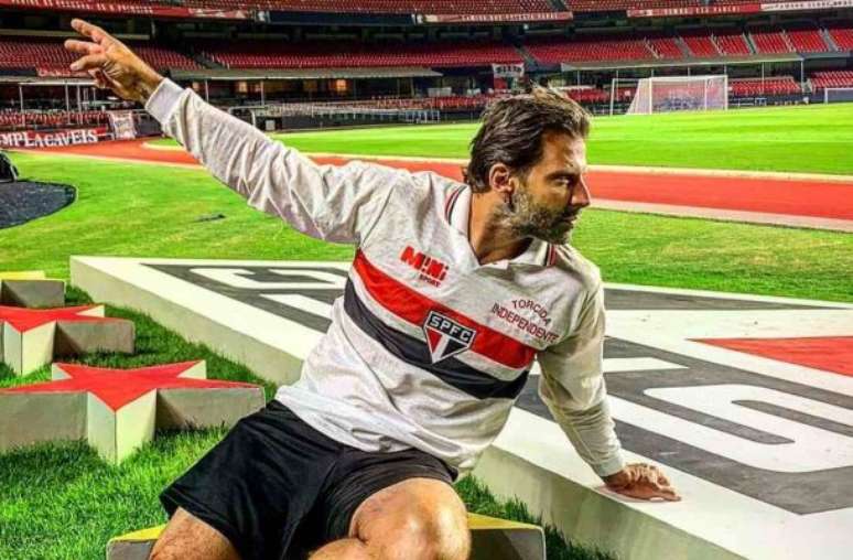 The actor had signed a contract to transfer the Morumbis Fund, a practice banned by the club -