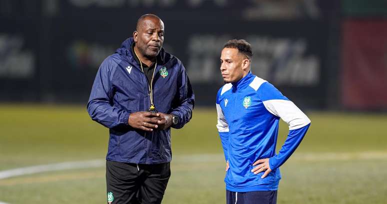 శిక్షణా సమయంలో స్టాన్లీ మెన్జో 