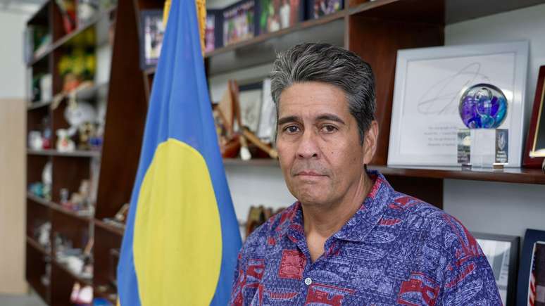 O presidente de Palau, Surangel Whipps Jr., afirma que a China está usando o turismo como ferramenta política para pressionar o país a romper relações com Taiwan