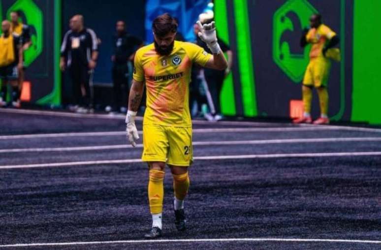 Titular nas finais da Furia, Vitor Barba detalha os bastidores das conquistas –