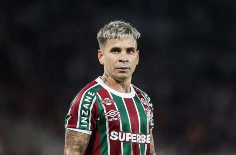 Venezuelano fez assistência em goleada sobre o São Paulo –