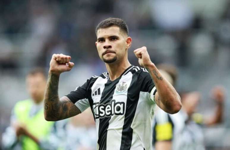 There is doubt about Richarlison's participation in Tottenham's squad for Tuesday's match against Newcastle.