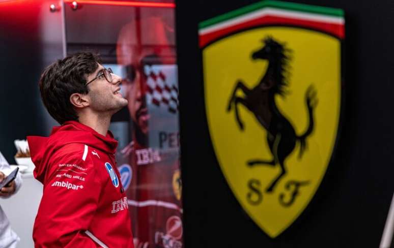 பிரேசிலிய ஃபார்முலா 3 சாம்பியன் இத்தாலிய அணியின் ஓட்டுநர் அகாடமியில் இணைகிறார்.