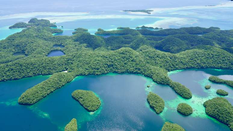 Imagem aérea das Rock Islands, em Koror, Palau