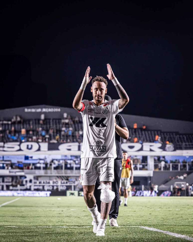 Neymar jogou no sacrifício contra o Sport –