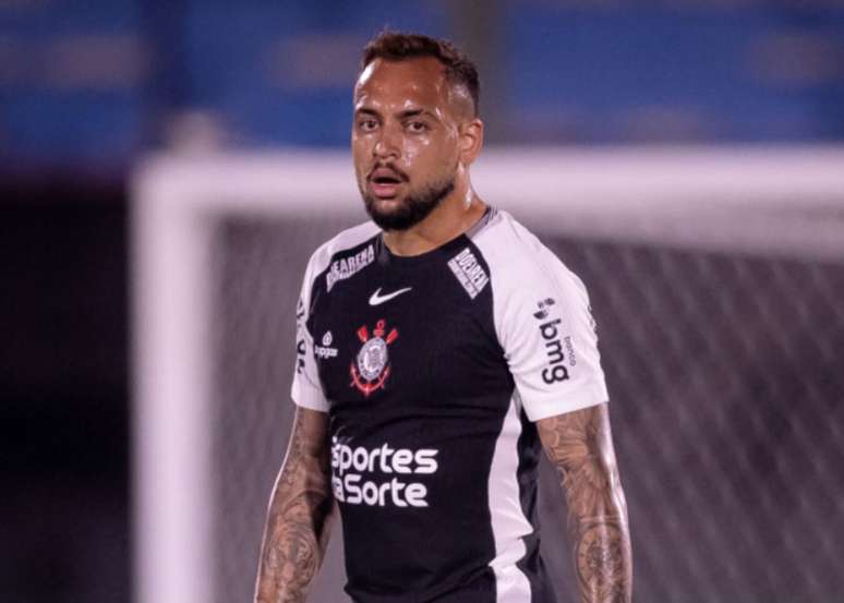 Corinthians tenta entrar em acordo com o Shakhtar para manter Maycon –