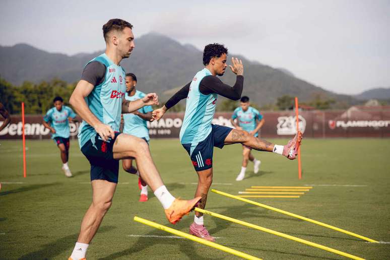 Léo Ortiz é dúvida contra o Ceará –