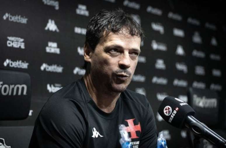 The coach presents the reasons why the fans believe in the team -