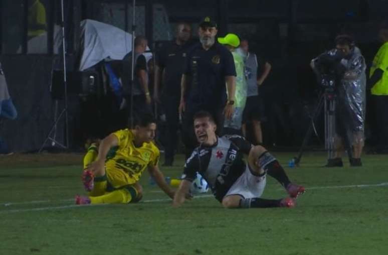 Lateral preocupa para os últimos jogos da temporada –