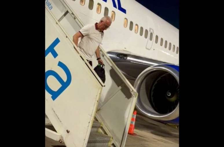 Matheuzinho está suspenso pelo terceiro cartão amarelo –