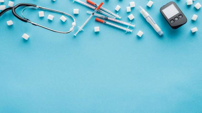 Substitui&ccedil;&otilde;es que fazem diferen&ccedil;a: priorizar integrais reais, alimentos naturais e r&oacute;tulos limpos ajuda a reduzir oscila&ccedil;&otilde;es glic&ecirc;micas e favorece um plano alimentar mais seguro a longo prazo &ndash; depositphotos.com / VadimVasenin