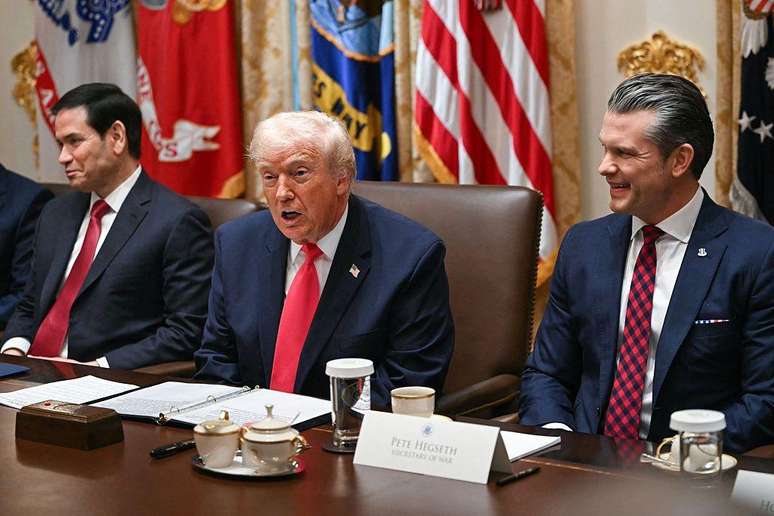 ஹெர்னாண்டஸுக்கு டிரம்ப் வழங்கிய மன்னிப்பு அவரது குடியரசுக் கட்சிக்குள் கூட கேள்விகளை எழுப்பியுள்ளது