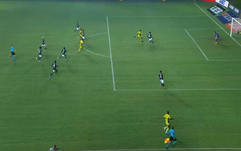 Leão Caipiria definiu o jogo em contra-ataques –