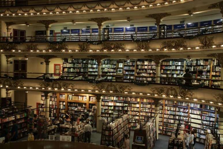 El Ateneo foi inaugurada em um pr&eacute;dio que j&aacute; abriu um cinema e um teatro