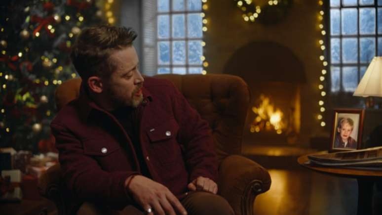 Macaulay Culkin em comercial do Bradesco