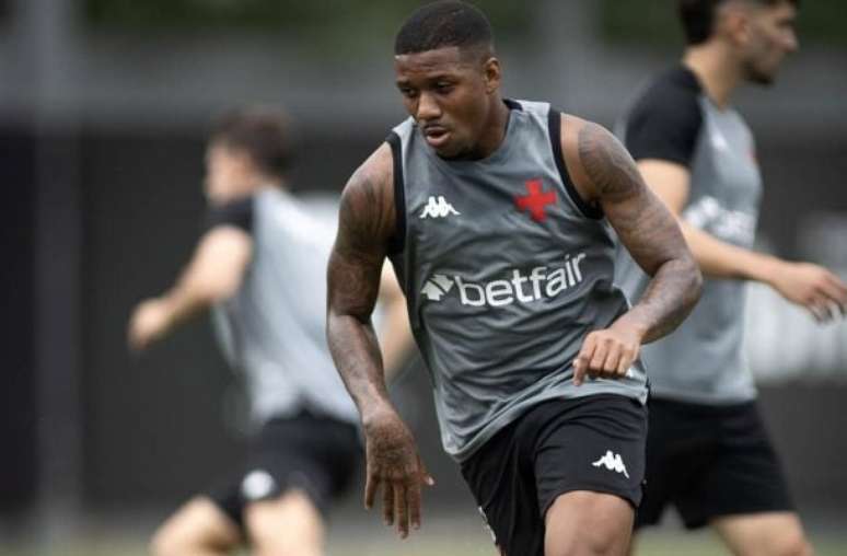 Leandrinho é convocado constantemente para a Seleção Brasileira Sub-20.