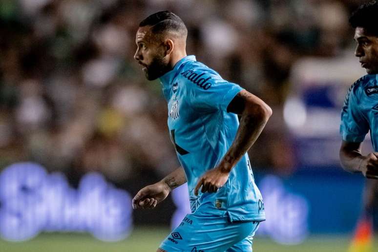 Guilherme desconversa sobre possível saída do Santos –