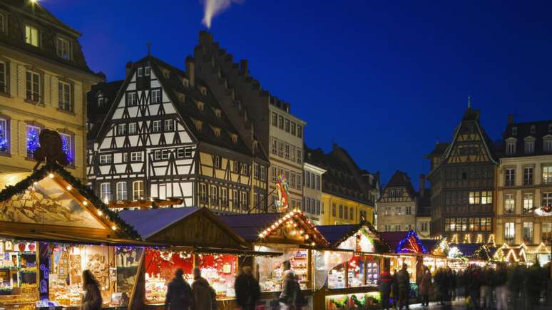 O mercado de Natal de Estrasburgo, na França, em imagem de ilustração.