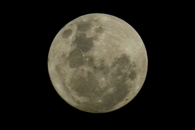 A Lua cheia costuma proporcionar paisagens marcantes 