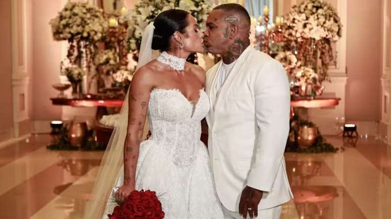 Rodriguinho e Bruna Amaral se casam em cerimônia íntima