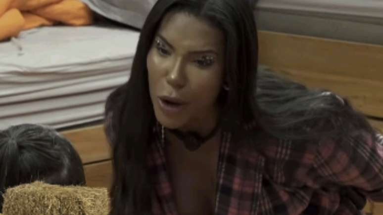 Carol em 'A Fazenda 17'