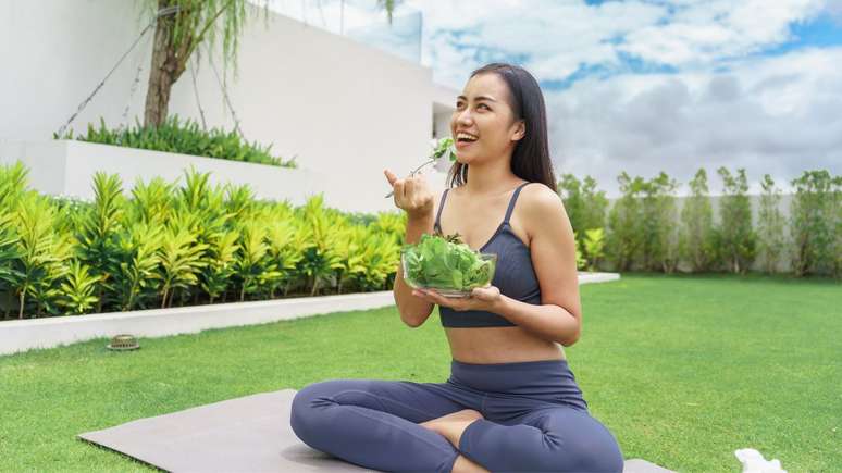 Especialista de Harvard indica como organizar o dia de forma saudável para ter mais disposição, produtividade e noites de sono restauradoras