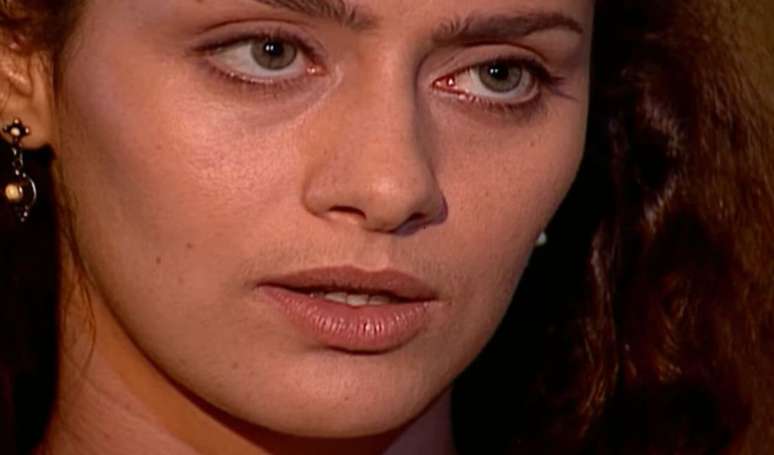 Quem fica com Paola em 'Terra Nostra'? Italiana de Maria Fernanda Cândido termina ao lado de Francesco (Raul Cortez|).