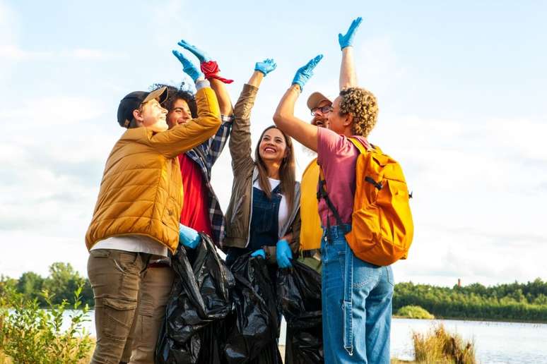 Participar de voluntariados estimula novas relações e ajuda a combater o isolamento 