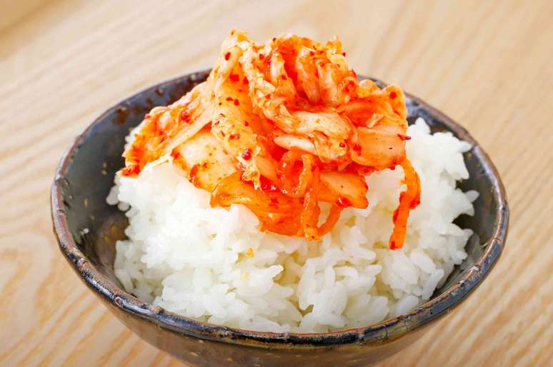 Mesmo uma pequena porção de kimchi por dia pode trazer benefícios ao sistema imune. beauty-box/ Shutterstock