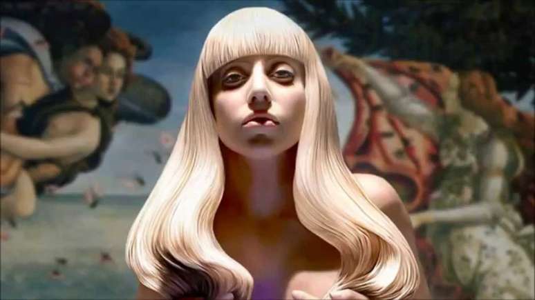 Lady Gaga diz que rejeição a “ARTPOP” mudou sua carreira