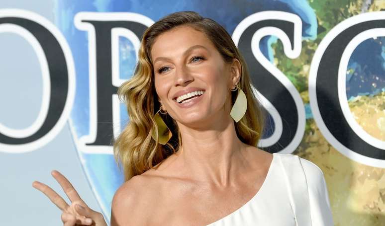 A oleaginosa preferida de Gisele Bündchen: modelo usa um 'alimento perfeito' em leite, salada e até almôndega na dieta.