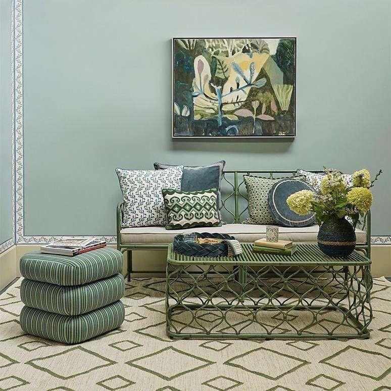 Sala decorada em tons de verde