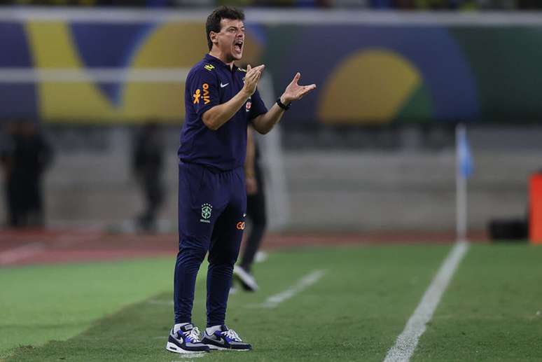 Fernando Diniz comandou o Brasil no início das Eliminatórias – Vitor Silva/CBF
